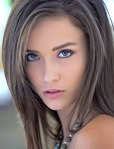 Malena Morgan and Natalia Starr